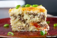 Sausage and Hashbrown Breakfast Casserole for 12 Guests