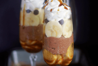 Caramel Banana Cottage Cheese Parfaits: Layered Dessert Recipe