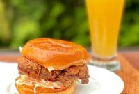 Crispy Chicken Burger Recipe with Perfect Crunch and Juicy Center