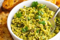 Green Olive Tapenade Recipe: Tangy Mediterranean Spread for Bread & Pasta