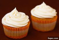 Carrot Cupcakes with Cream Cheese Frosting Recipe