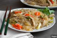 Stir-Fried Glass Noodles with Pork and Vegetables
