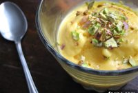 Creamy Mango Frozen Yogurt Recipe for Refreshing Summer Treat