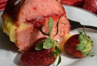 Strawberry Boston Cream Pie Cake Recipe for Layered Desserts