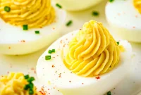 Classic Creamy Deviled Eggs Recipe for Parties and Snacks