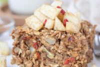 Apple Cinnamon Baked Oatmeal Recipe for Warm Fall Breakfast