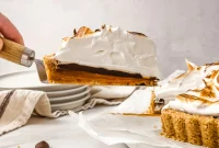 Salted Caramel S’mores Tart Recipe: Gooey Graham Cracker Dessert