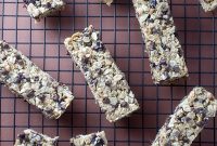 Grab-and-Go Breakfast Bars: Quick Homemade Energy Bars for Mornings