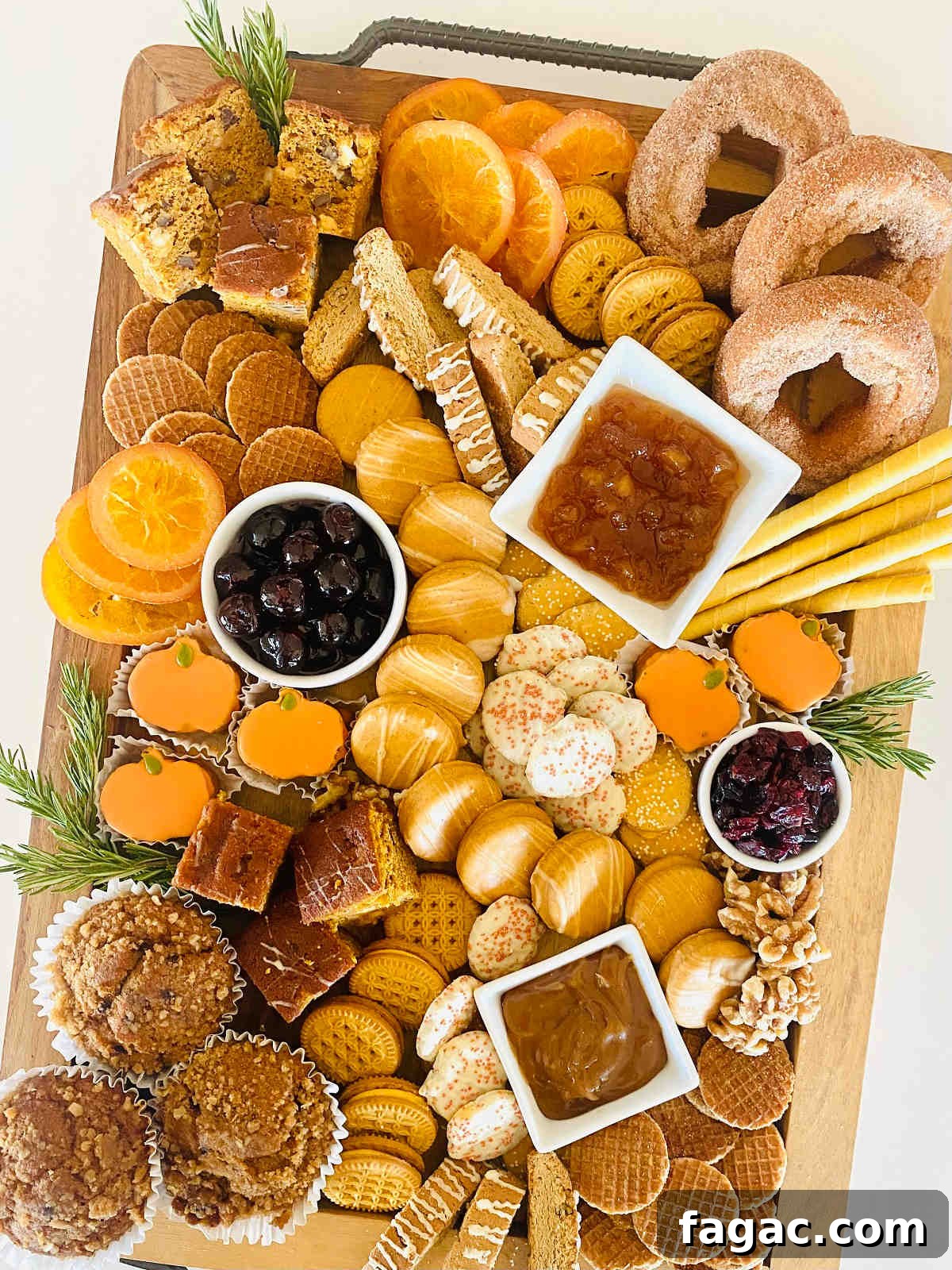 Autumn Charcuterie Board Ideas for Cozy Entertaining 2 fall charcuterie board.