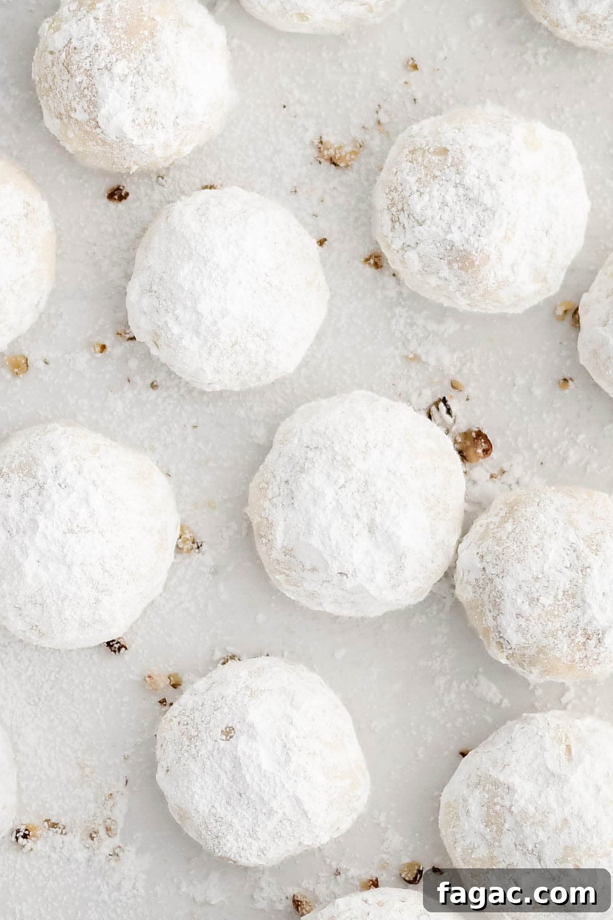 Chewy Snowball Cookies Recipe with Melt-in-Your-Mouth Filling 4 snowball cookies