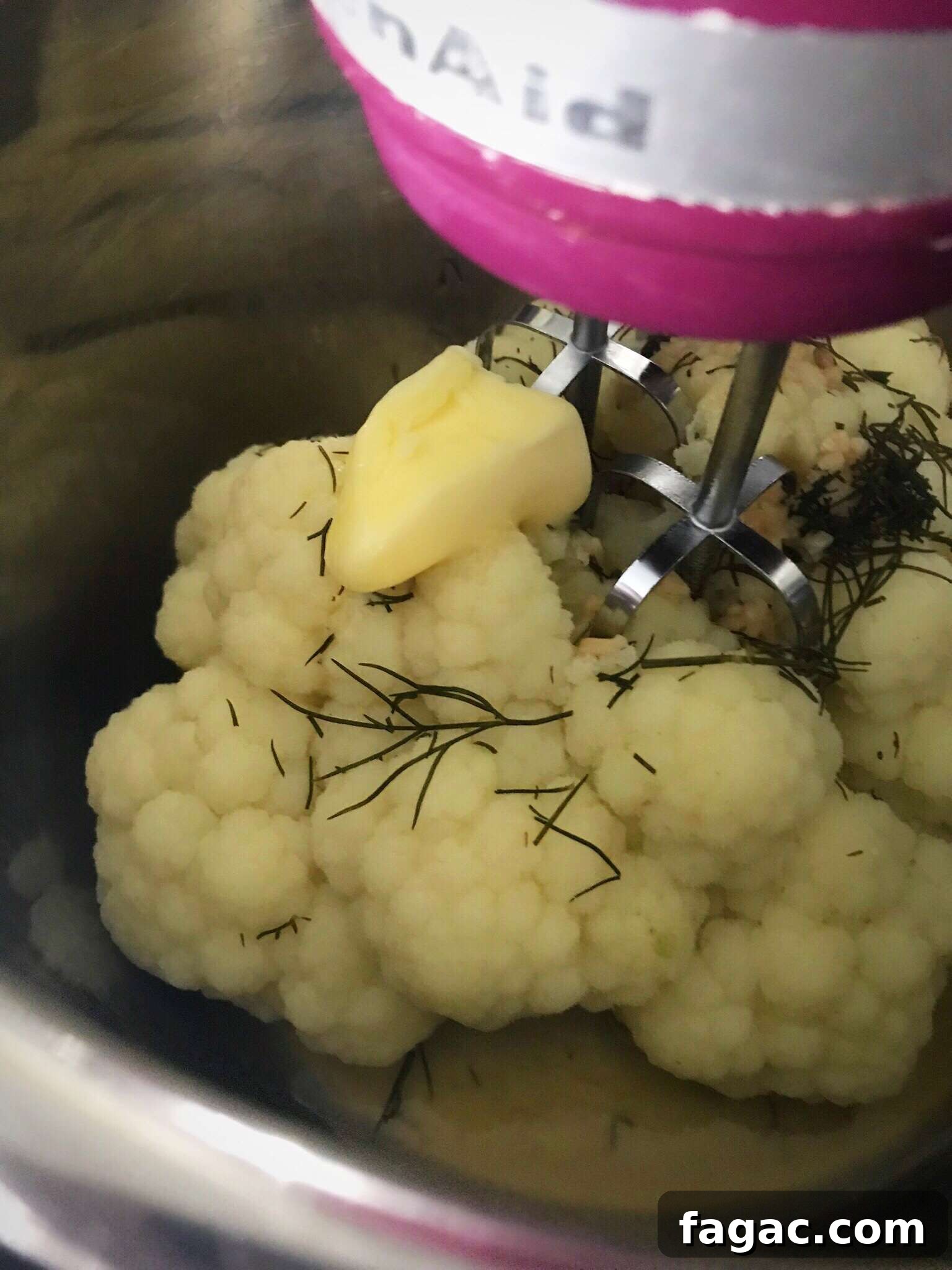 Creamy Garlic and Dill Mashed Cauliflower (Instant Pot) 3 img 367 3