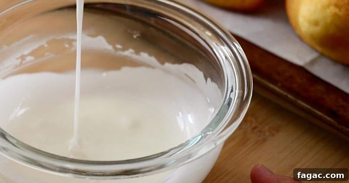 lemon icing for lemon madeleines