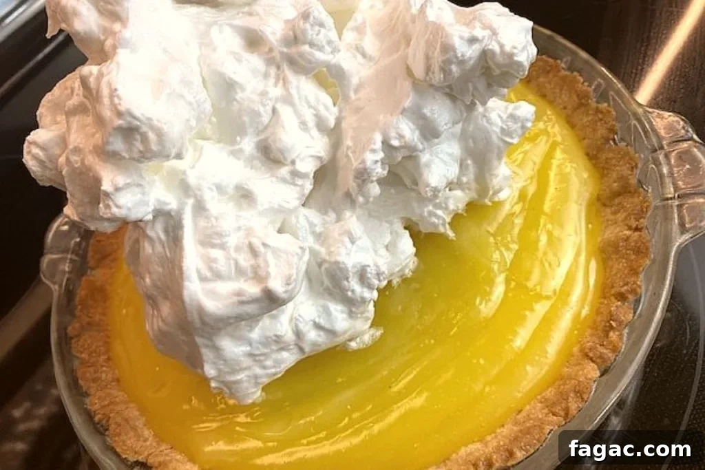 meringue on lemon pie
