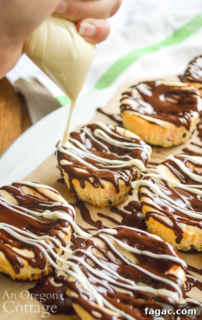 drizzling chocolate to Mini Cookie Peppermint Cheescakes