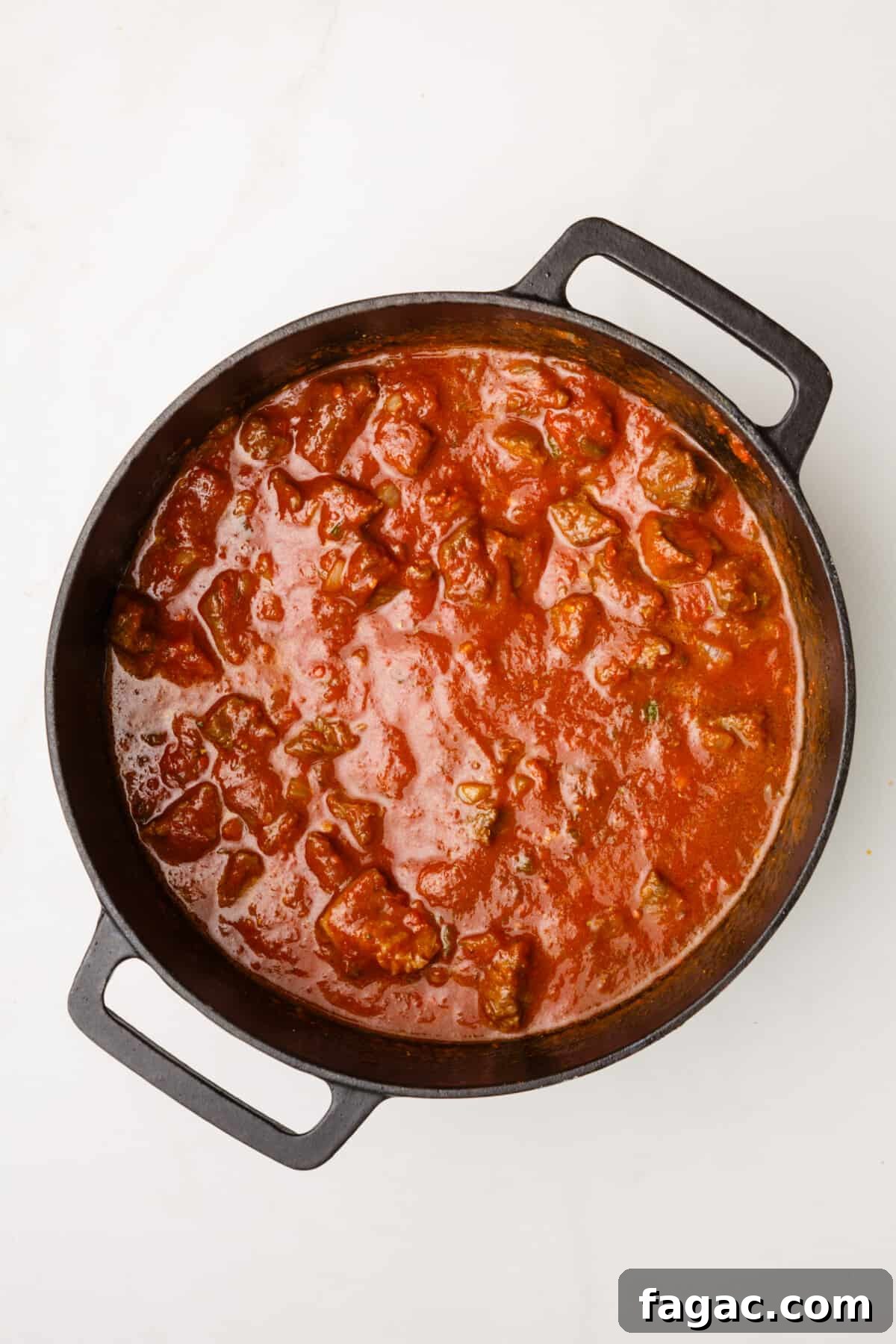 Authentic Texas Chili Recipe: Classic Beef and Spice Guide 12 dutch oven with texas chili