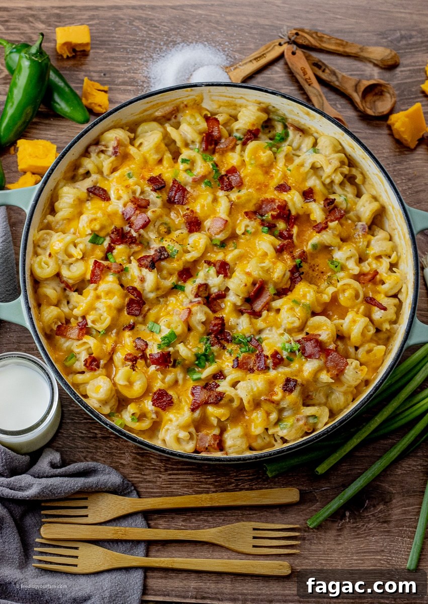 Jalapeño Popper Macaroni and Cheese Recipe 2 big pan of mac and cheese with bacon and jalapenos