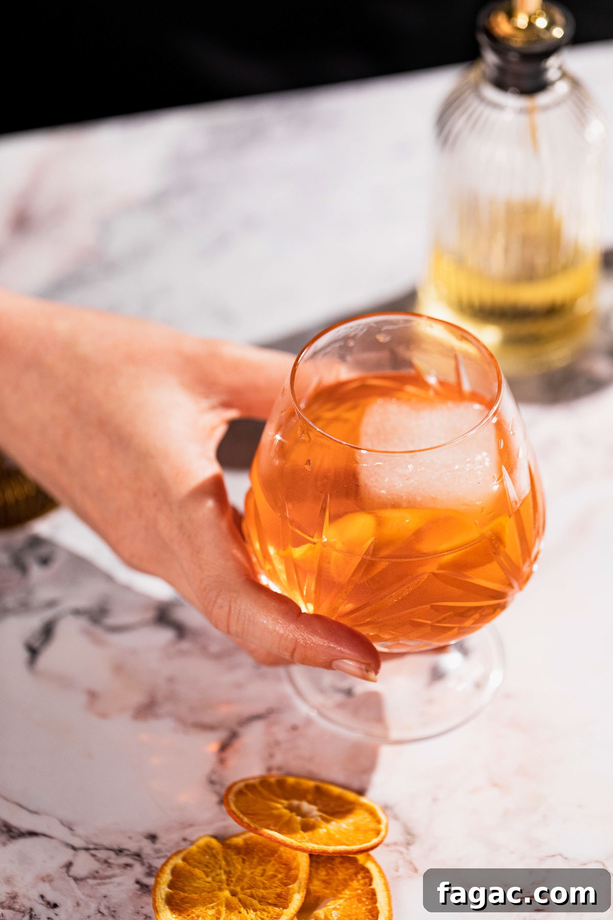 Smoky Mezcal Old Fashioned Cocktail Recipe and Tips 3 img 85508 2